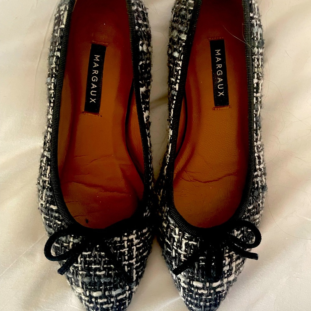 Tweed ballet slipper style flats- perfect for the holiday season!